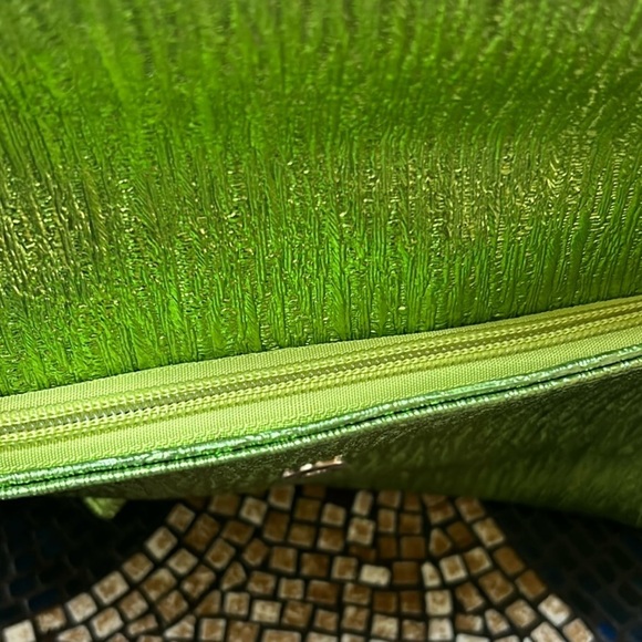 Iris Lane Green and Pink Floral Rhinestone Embellished Women's Clutch Bag - Picture 10 of 11